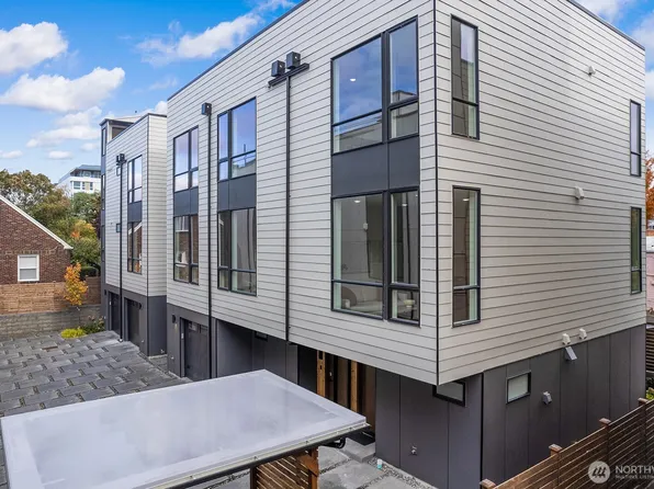 8324 16th Avenue NW #A, Seattle, WA 98117