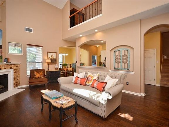 4th image of 2505 Ben Doran Ct