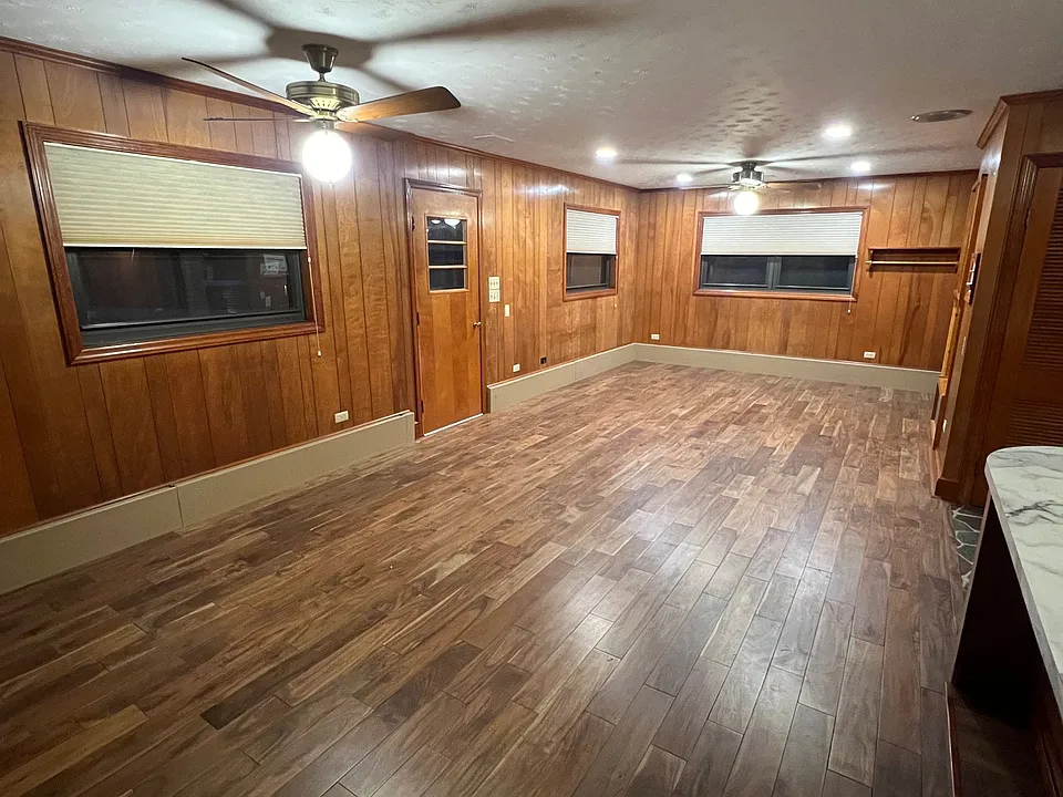 2294 Sparta Rd