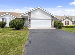 6682 N Point Rd, Rockford, IL 61108