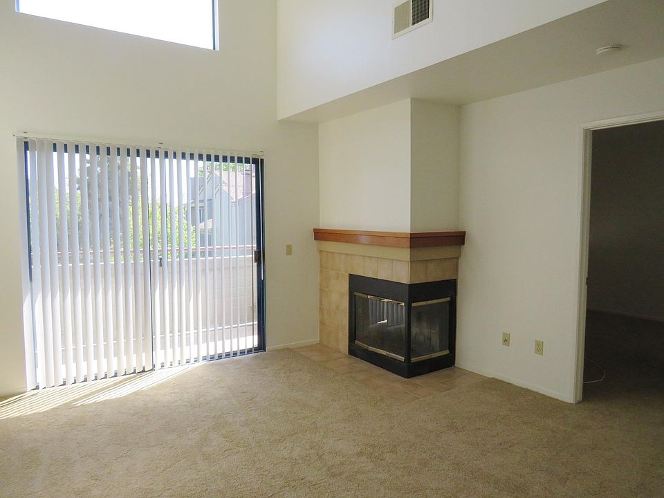 1st image of 312 Seagull Row