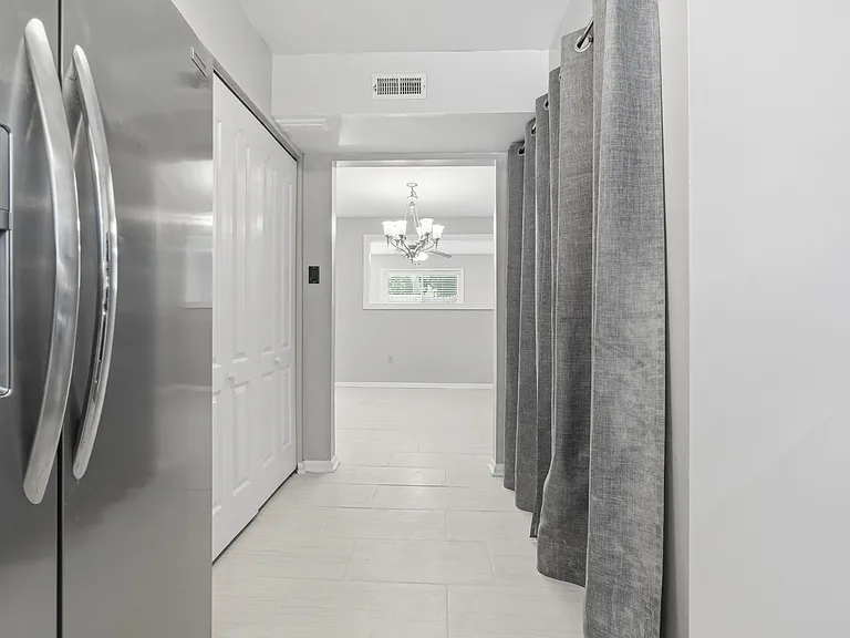 125 Tower Dr #1 — Photo 12