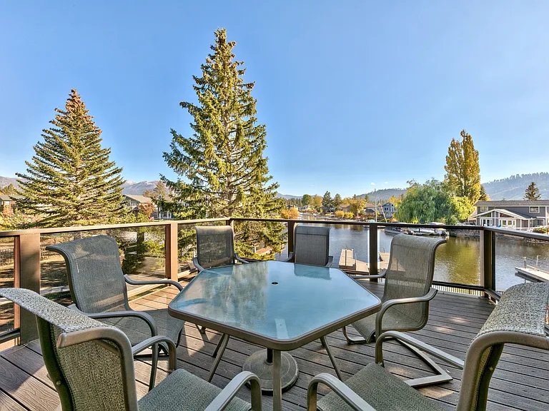 1661 Venice Dr — Photo 22