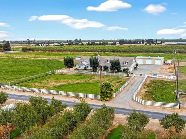 770 Merriam Rd, Hickman, CA 95323