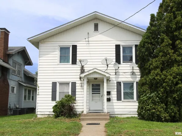 1634 W 17th St, Davenport, IA 52804