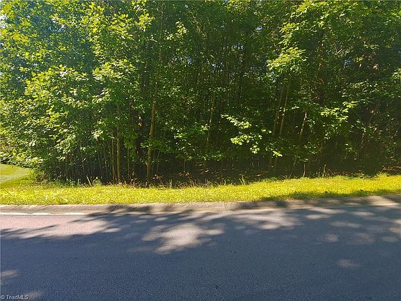 2nd image of Skyland Dr #93 & 94
