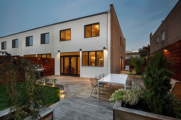 Sold by CORE | media 1