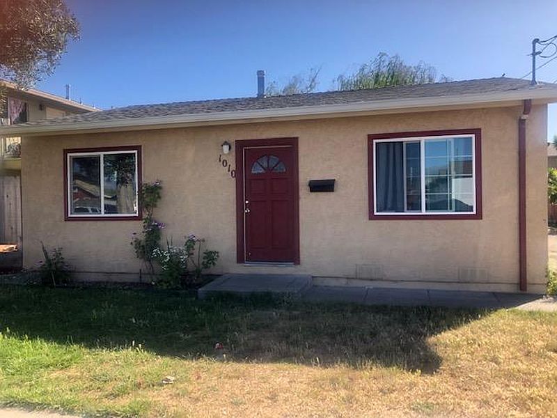 1010 Mohar St, Salinas, CA 93905 | Zillow