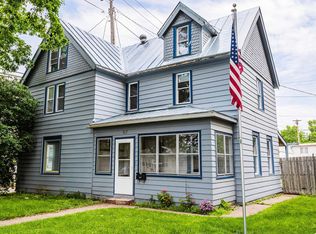 917 Division St, La Crosse, WI 54601
