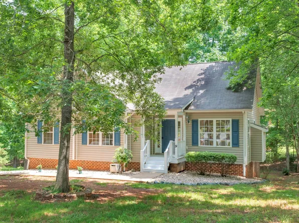 9 Rockwood Ln, Palmyra, VA 22963