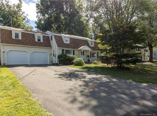 112 Richmond Ln, West Hartford, CT 06117