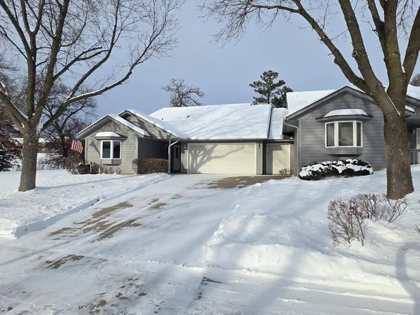 1578 Alvina St, Red Wing, MN 55066