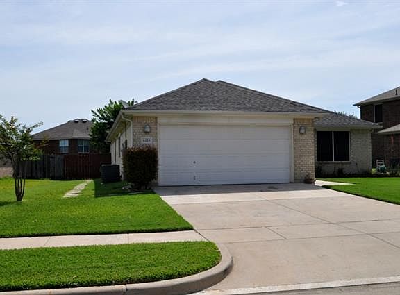 2nd image of 8125 Abbey Glen Ct