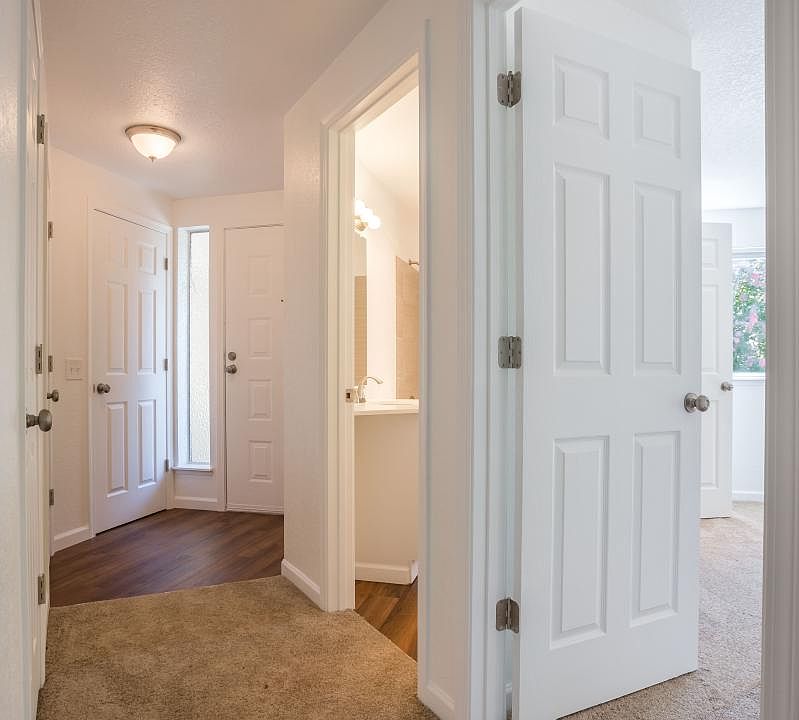 1st image of 2629 Lincoln Way APT D39