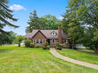 2451 Wadsworth Rd, Barberton, OH 44203