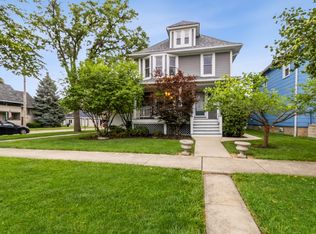 1504 Oakwood Ave, Des Plaines, IL