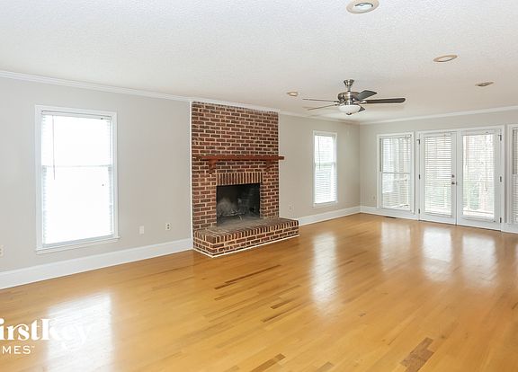 4th image of 7117 Frances Irene Dr