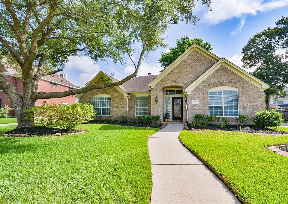 19810 Cherry Oaks Lane, 77346