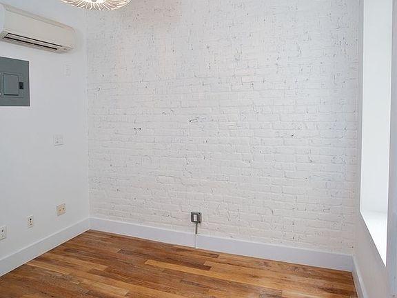 3rd image of 336 Chauncey St #B2