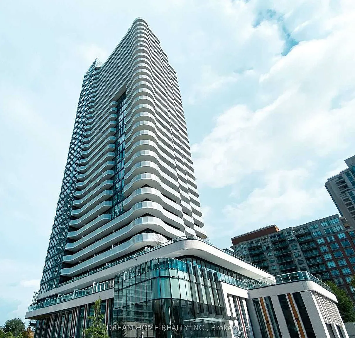 Azure Condos — Photo 1