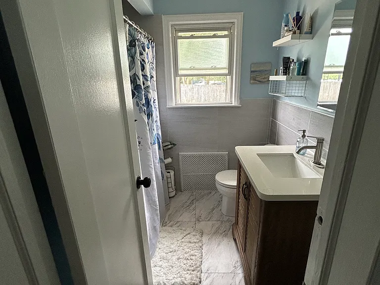 2639 Beltagh Ave — Photo 9