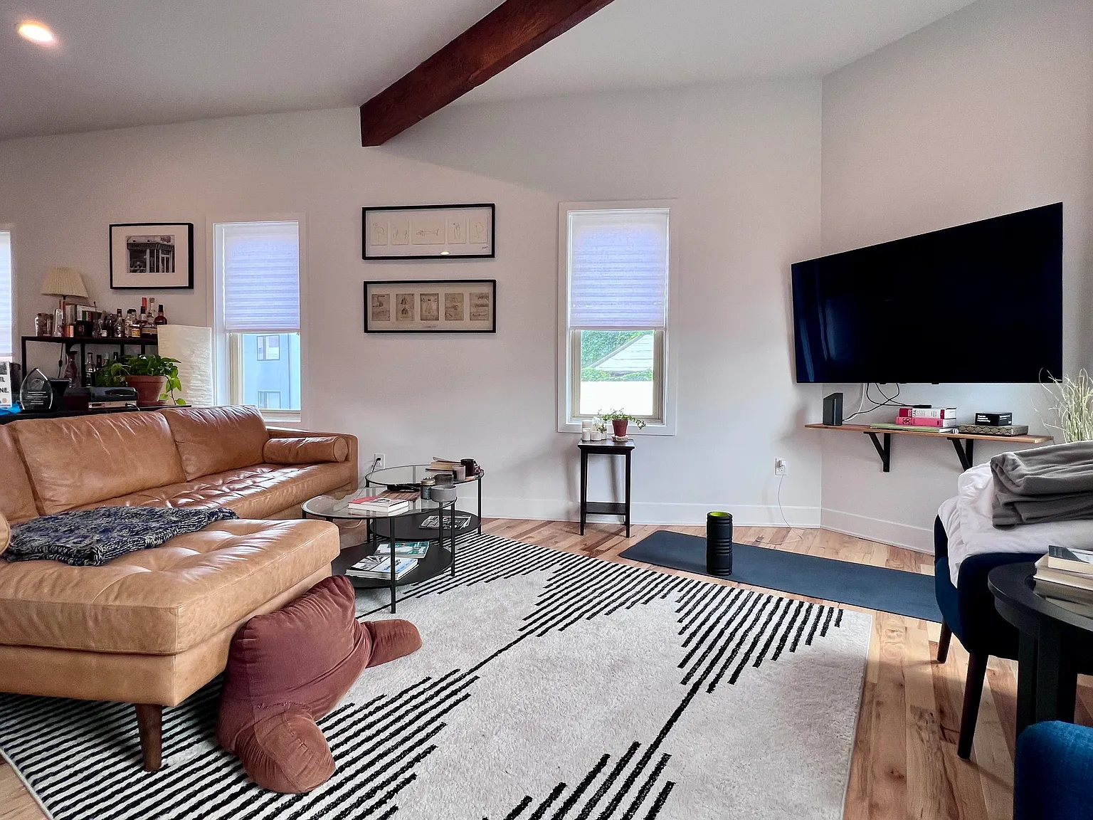 1 bed, 850 sqft, $2,195 — Photo 2