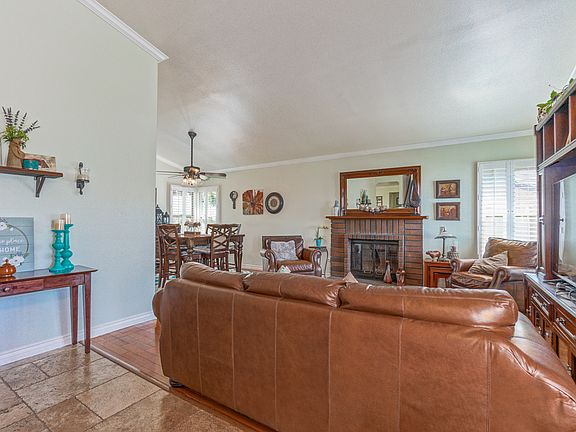 3rd image of 25590 Nicks Ave