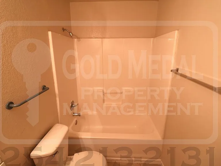 3402 Hereford Ln — Photo 18