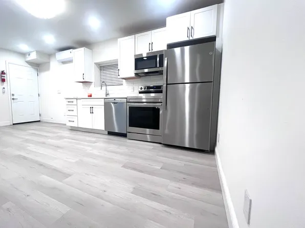 (undisclosed Address), Pt Jefferson, NY 11777