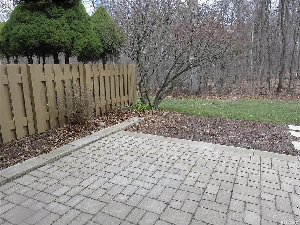 BACKYARD VIEW - 5298 Breeze Hill Pl