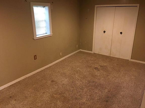 4th image of 212 Hollywood St