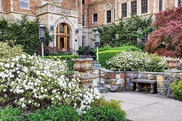 Bonnycastle Front Entry