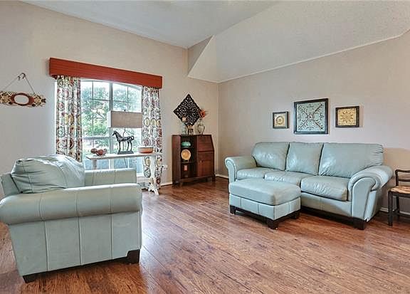 5th image of 4409 Stepping Stone Dr