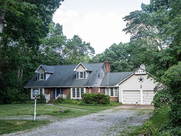 3223 Wood Dale Rd