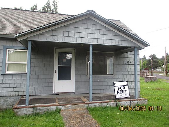 2nd image of 804 W Marcy Ave