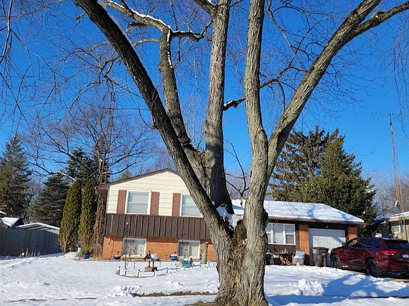 3rd image of 7271 Cranbrook Dr