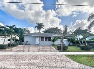 820 NW 11th St, Homestead, FL 33030