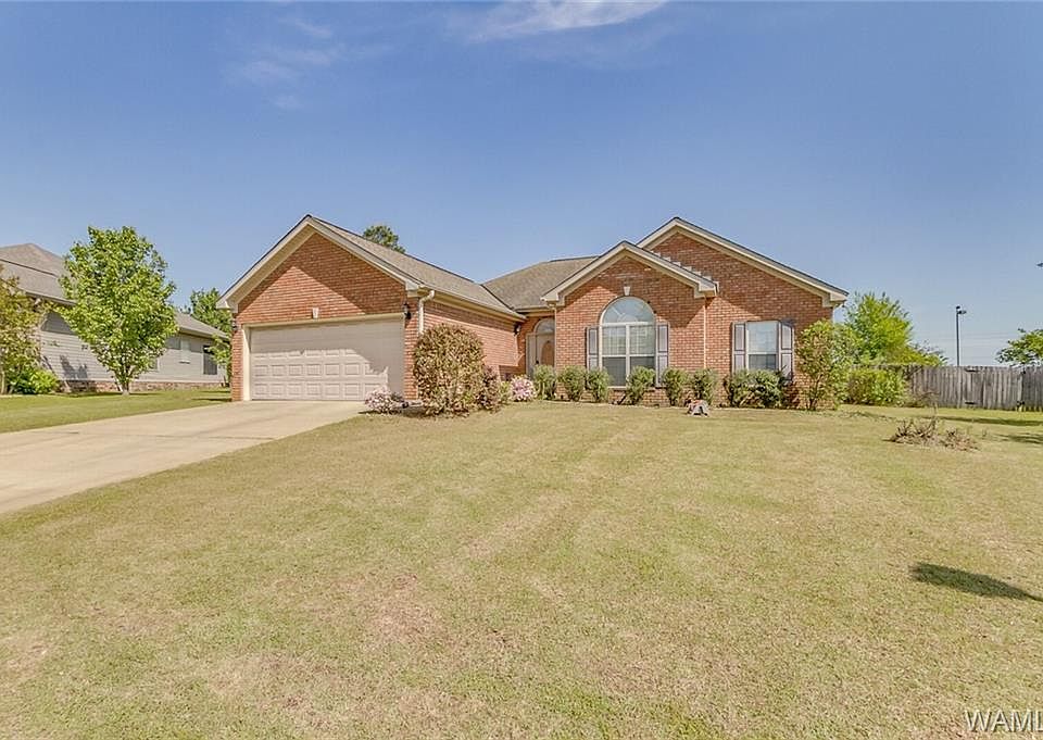 1st image of 12354 Huntington Village Dr