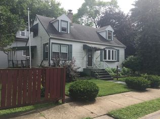2857 Union St, Blue Island, IL 60406