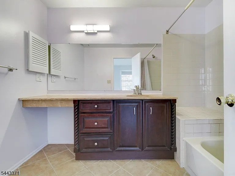142 Harvest Ln — Photo 23