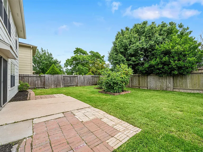 13515 Naples Bridge Rd — Photo 30
