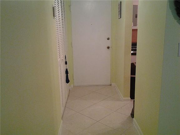 4th image of 4142 NW 90th Ave APT 102