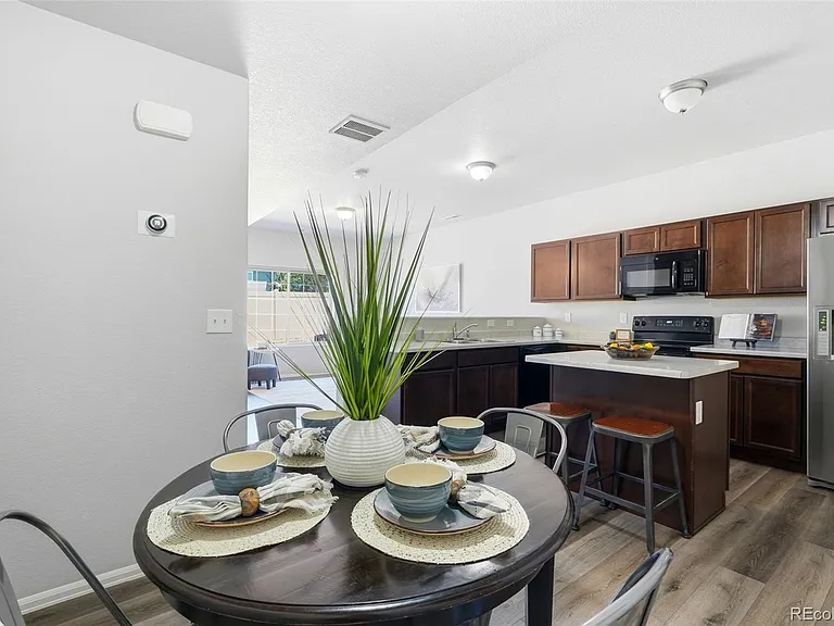 7375 Forest Meadows Ave — Photo 18