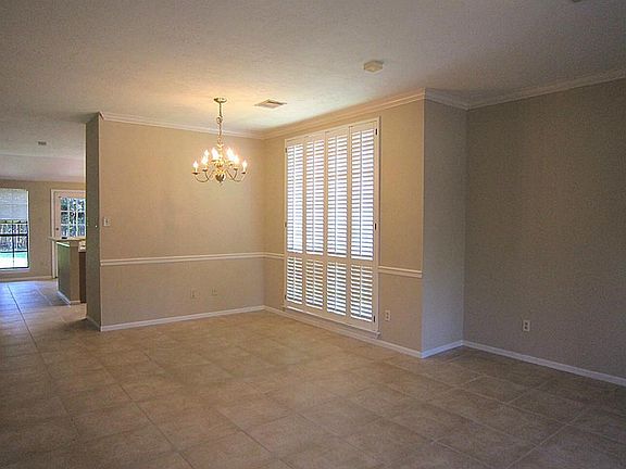 2nd image of 14943 Redwood Bend Trl