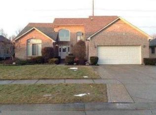 21273 Patterson Dr, Macomb, MI 48044
