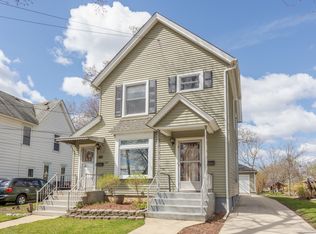 1162 Preston Ave, Elgin, IL 60120