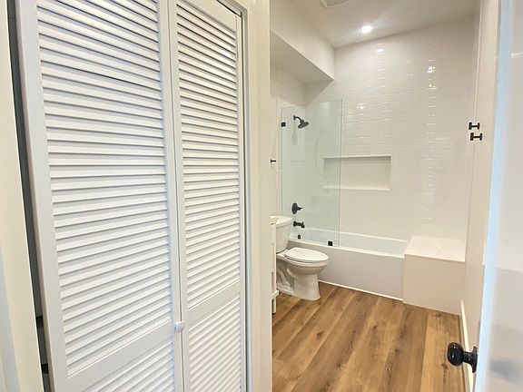 3rd image of 1225 Elm St #1227