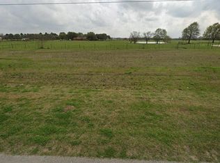34617 Owens Rd, Hempstead, TX 77445