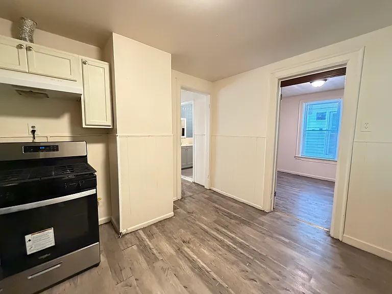 67 Barton St #2 — Photo 13