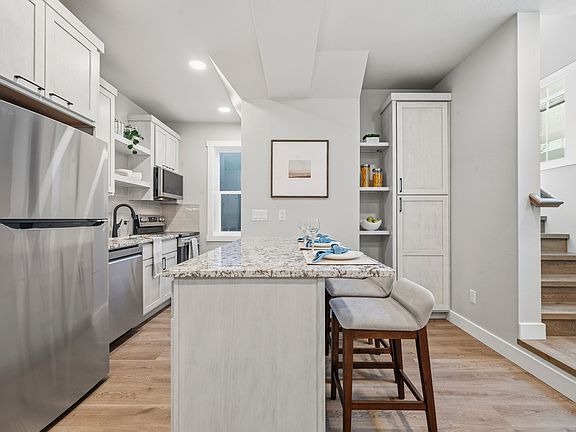 5th image of 10095 W McMillan Rd